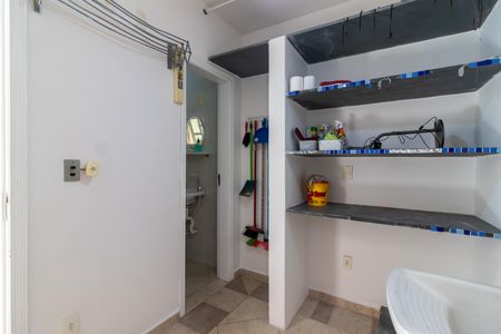 Casa de condomínio para alugar com 140m², 3 quartos e 3 vagasÁrea de Serviço