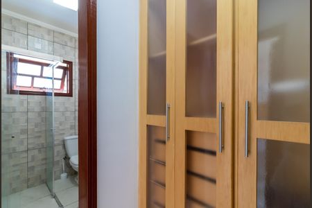 Casa de condomínio para alugar com 140m², 3 quartos e 3 vagasSuíte - Closet