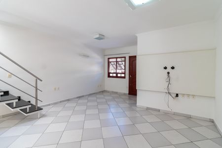 Sala de Estar de casa de condomínio à venda com 3 quartos, 140m² em Vila Amalia (zona Norte), São Paulo