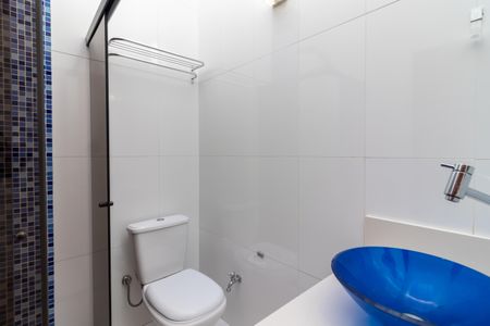 Casa de condomínio para alugar com 140m², 3 quartos e 3 vagasBanheiro 2