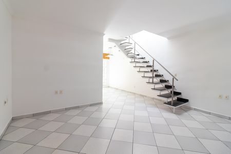 Sala de Estar de casa de condomínio à venda com 3 quartos, 140m² em Vila Amalia (zona Norte), São Paulo