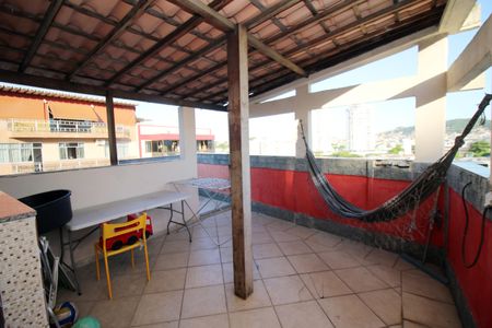 Apartamento para alugar com 184m², 2 quartos e sem vagaTerraço