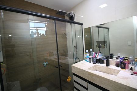 Apartamento para alugar com 184m², 2 quartos e sem vagaBanheiro 1