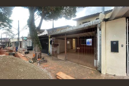 Casa para alugar com 110m², 2 quartos e 2 vagasFachada