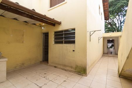 Casa para alugar com 110m², 2 quartos e 2 vagasQuintal