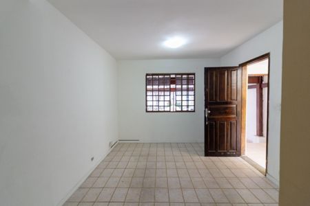 Sala de casa para alugar com 2 quartos, 110m² em Vila do Castelo, São Paulo