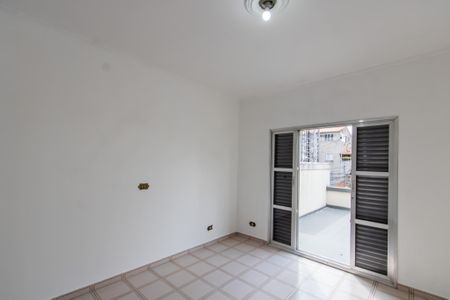 Casa à venda com 194m², 4 quartos e 2 vagas Casa à venda com 194m², 4 quartos e 2 vagasSuite