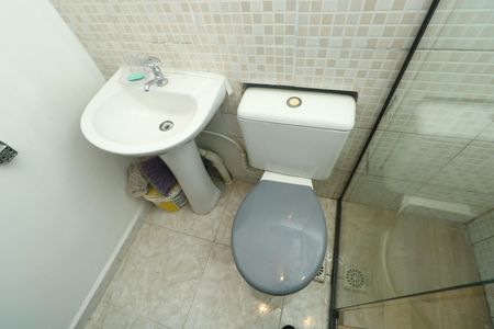 Apartamento para alugar com 70m², 2 quartos e sem vagaBanheiro