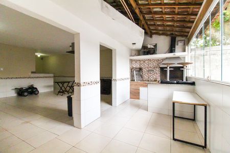 Apartamento para alugar com 48m², 2 quartos e 1 vagaÁrea comum - Salão de festas