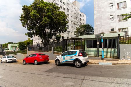 Apartamento para alugar com 48m², 2 quartos e 1 vagaFachada