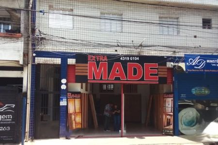 Apartamento para alugar com 50m², 2 quartos e sem vagaFachada + placa 