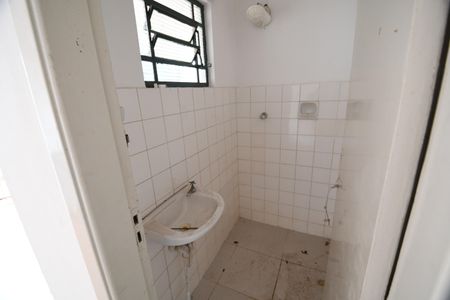 Casa para alugar com 604m², 3 quartos e 6 vagasBanheiro de serviço 2