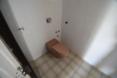 Casa para alugar com 604m², 3 quartos e 6 vagasBanheiro Suíte