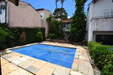 Casa para alugar com 604m², 3 quartos e 6 vagasPiscina