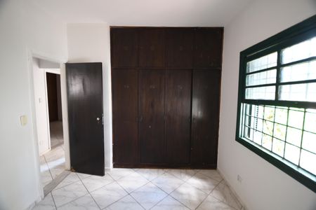 Casa para alugar com 604m², 3 quartos e 6 vagasQuarto 1