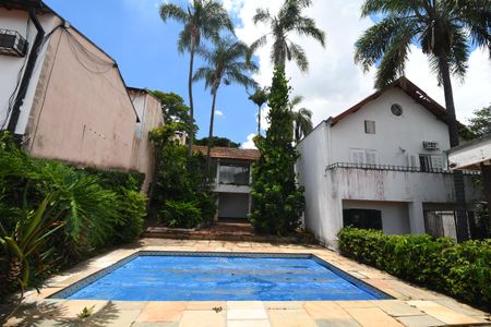 Casa para alugar com 604m², 3 quartos e 6 vagasPiscina