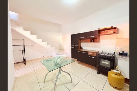 Studio à venda com 161m², 1 quarto e 2 vagasCozinha - Casa 1