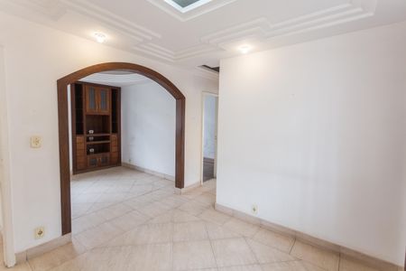 Apartamento à venda com 90m², 3 quartos e 2 vagasCopa