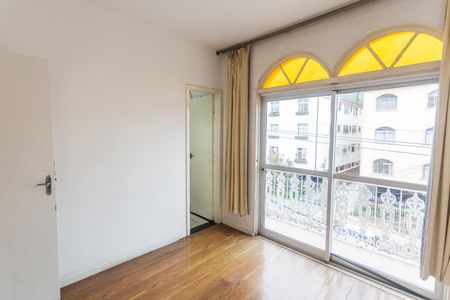 Apartamento à venda com 90m², 3 quartos e 2 vagasSuíte