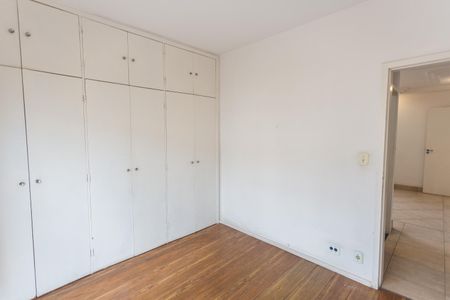 Apartamento à venda com 90m², 3 quartos e 2 vagasSuíte