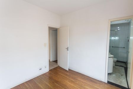 Apartamento à venda com 90m², 3 quartos e 2 vagasSuíte