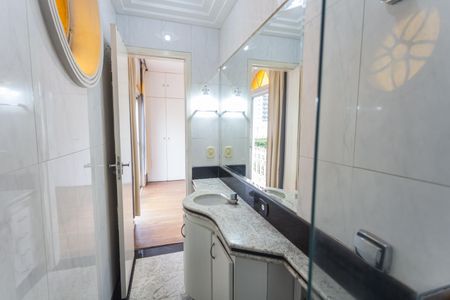 Apartamento à venda com 90m², 3 quartos e 2 vagasBanheiro da Suíte