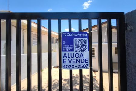 Casa à venda com 104m², 2 quartos e 1 vaga Casa à venda com 104m², 2 quartos e 1 vagaPLACA INSTALADA NA FACHADA