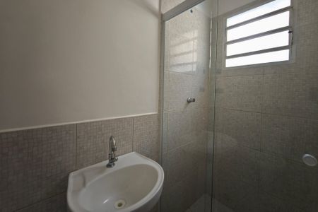 Casa à venda com 104m², 2 quartos e 1 vaga Casa à venda com 104m², 2 quartos e 1 vagaBanheiro Suíte