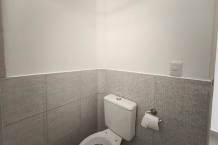 Casa à venda com 104m², 2 quartos e 1 vaga Casa à venda com 104m², 2 quartos e 1 vagaBanheiro Social