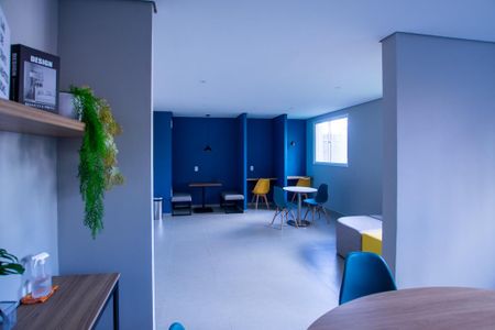 Apartamento para alugar com 41m², 2 quartos e sem vaga Apartamento para alugar com 41m², 2 quartos e sem vagaCoworking