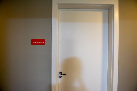Apartamento para alugar com 41m², 2 quartos e sem vaga Apartamento para alugar com 41m², 2 quartos e sem vagaBrinquedoteca - porta