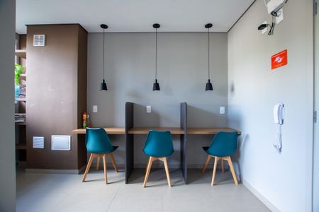 Apartamento para alugar com 41m², 2 quartos e sem vaga Apartamento para alugar com 41m², 2 quartos e sem vagaSala de estudos
