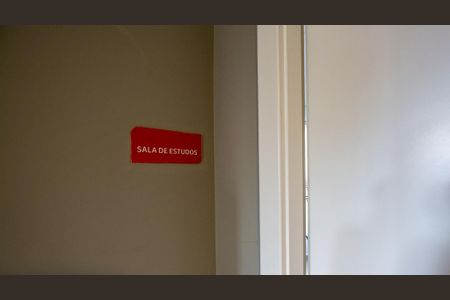 Apartamento para alugar com 41m², 2 quartos e sem vaga Apartamento para alugar com 41m², 2 quartos e sem vagaSala de estudos