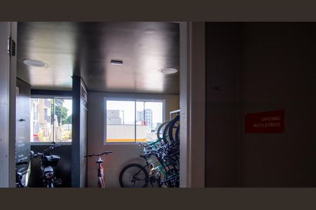 Apartamento para alugar com 41m², 2 quartos e sem vaga Apartamento para alugar com 41m², 2 quartos e sem vagaOficina/bicicletario - porta