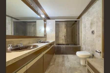 Apartamento à venda com 270m², 3 quartos e 2 vagas