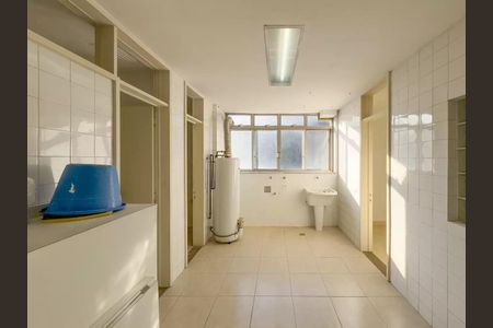 Apartamento à venda com 270m², 3 quartos e 2 vagas