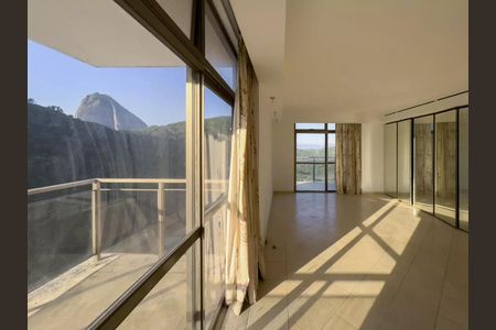 Apartamento à venda com 270m², 3 quartos e 2 vagas