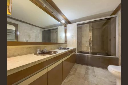 Apartamento à venda com 270m², 3 quartos e 2 vagas