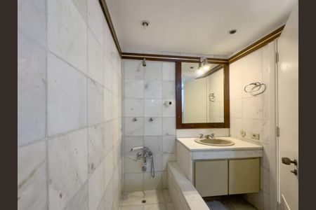 Apartamento à venda com 270m², 3 quartos e 2 vagas