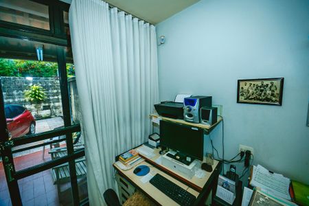 Casa à venda com 6 quartos, 420m² em São José, Belo Horizonte