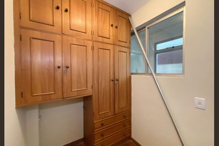 Apartamento para alugar com 170m², 4 quartos e 3 vagas Apartamento para alugar com 170m², 4 quartos e 3 vagasQuarto de Serviço