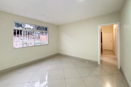 Apartamento para alugar com 170m², 4 quartos e 3 vagas Apartamento para alugar com 170m², 4 quartos e 3 vagasSala de Jantar