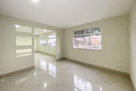Apartamento para alugar com 170m², 4 quartos e 3 vagas Apartamento para alugar com 170m², 4 quartos e 3 vagasSala de Jantar