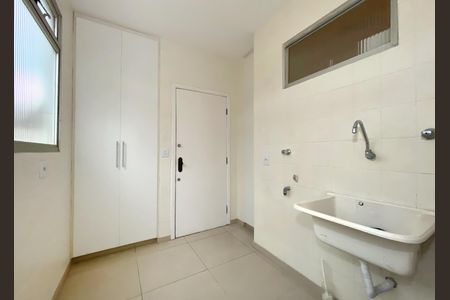 Apartamento para alugar com 170m², 4 quartos e 3 vagas Apartamento para alugar com 170m², 4 quartos e 3 vagasÁrea de Serviço