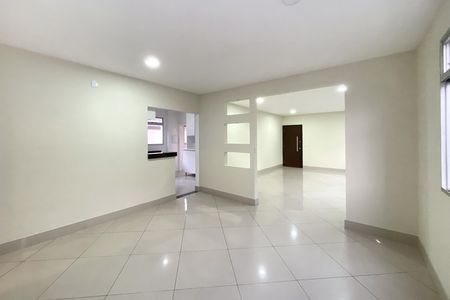 Apartamento para alugar com 170m², 4 quartos e 3 vagas Apartamento para alugar com 170m², 4 quartos e 3 vagasSala de Jantar