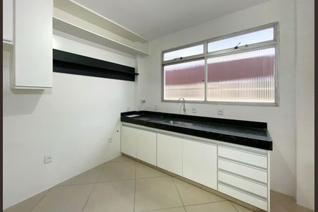 Apartamento para alugar com 170m², 4 quartos e 3 vagas Apartamento para alugar com 170m², 4 quartos e 3 vagasCozinha