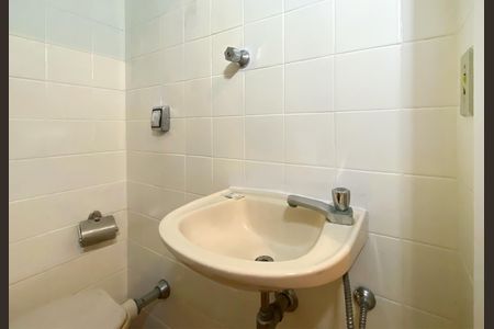 Apartamento para alugar com 170m², 4 quartos e 3 vagas Apartamento para alugar com 170m², 4 quartos e 3 vagasBanheiro de serviço