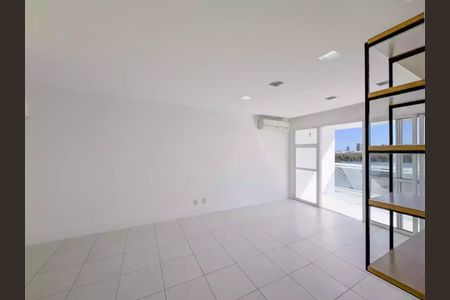Apartamento à venda com 3 quartos, 117m² em Barra da Tijuca, Rio de Janeiro