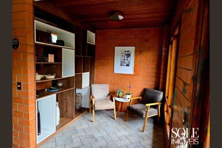 Casa de condomínio à venda com 413m², 4 quartos e 3 vagas