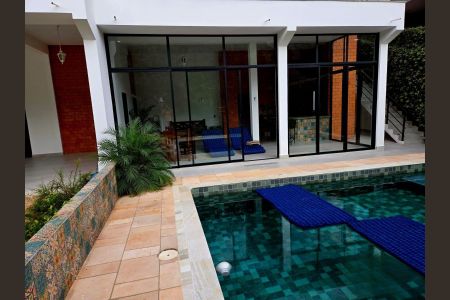 Casa de condomínio à venda com 413m², 4 quartos e 3 vagas